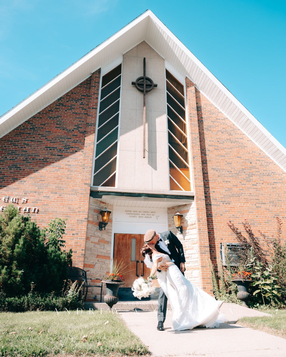 Andrew & Cristina wedding at Aurora, ON, just married