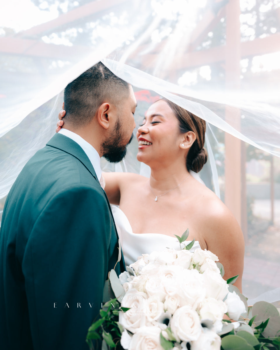 Earvin & Jessica wedding at Hilton Toronto/Markham Suites, Markham, ON, in the garden