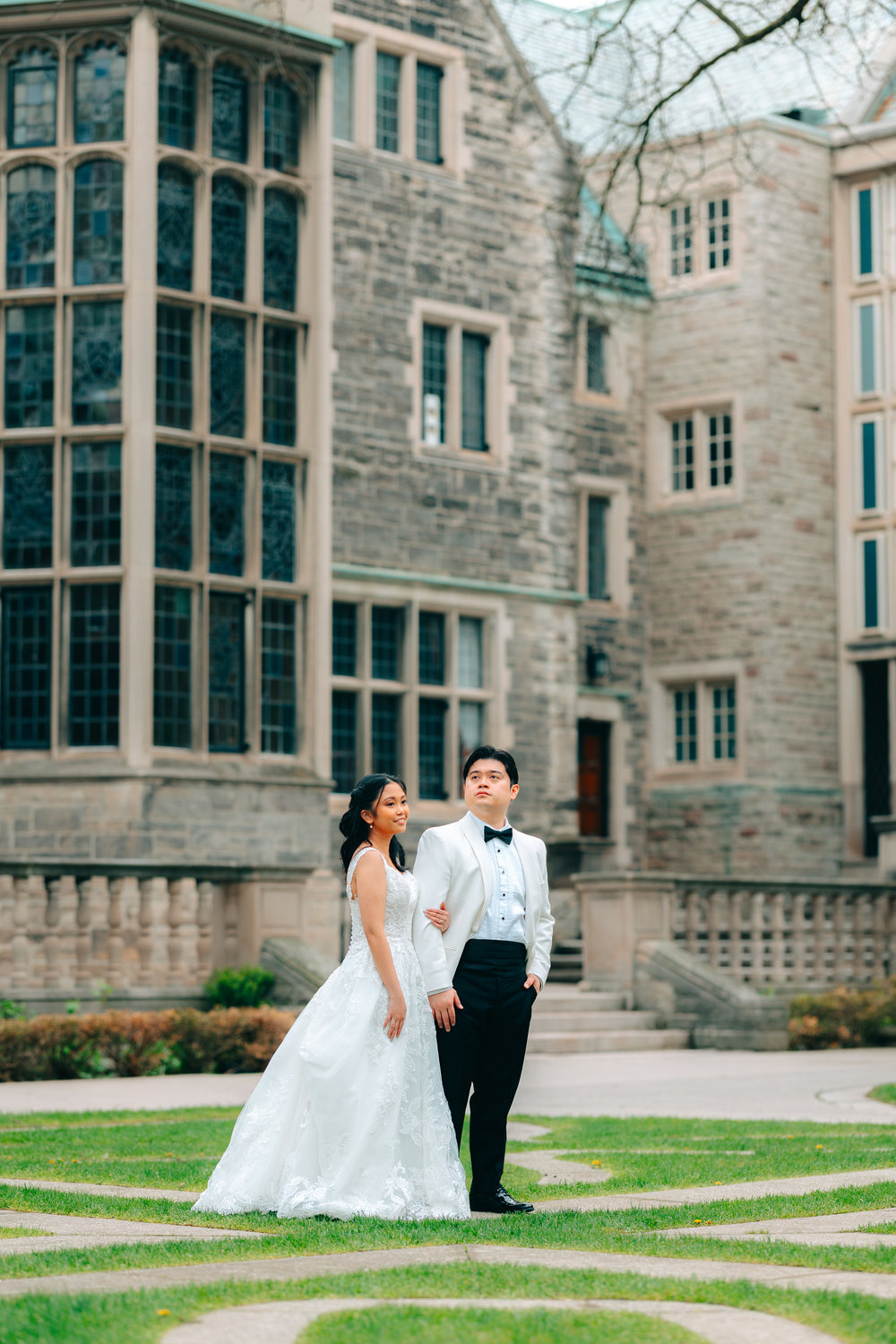 Kim Marfil photographing a Toronto wedding